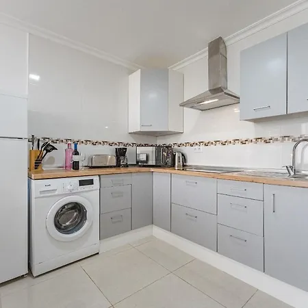 Estudio Cantabrico - By Feel Your Holidays *